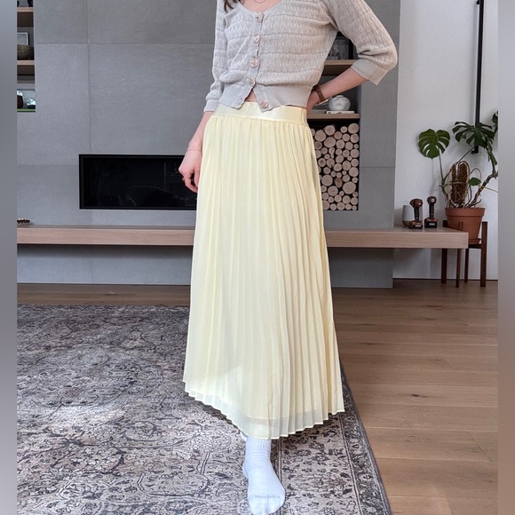 twik Dresses & Skirts - Twik nwt Pale Yellow Pleated Maxi Skirt XL